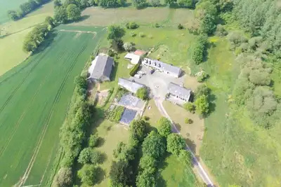 Image de Le Domaine d'Elaura, 12 personnes, tout confort, calme, espaces loisirs.