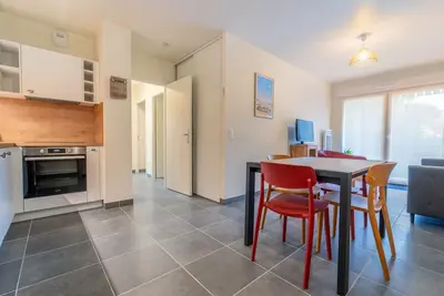 Image de Appartement Neuf à Mimizan : Confort & Proximité de la Plage avec Parking