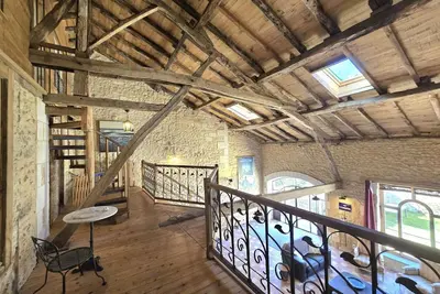 Image de Gîte lumineux 3 chambres avec WiFi et parking à Champagnac-de-Belair