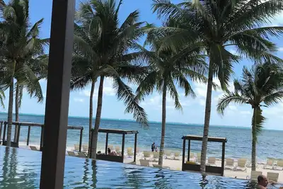 Image de 2-bedroom resort in Cancun, luxury adult & children pools, 7+ restaurants