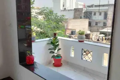 3Br/3Ba townhome in posh locality of Jaipur with Ac, WiFi, fitness area