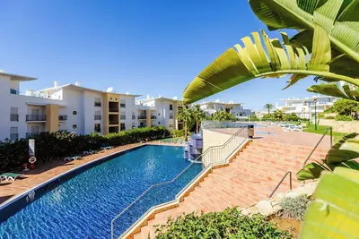 Image de BnB Homes White Rose Garden Appartement avec 2 Terrasses et 2 Piscines