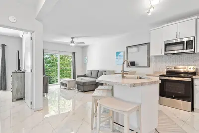 Image de Casa Angelica Apt 202 steps to Sandy Beach