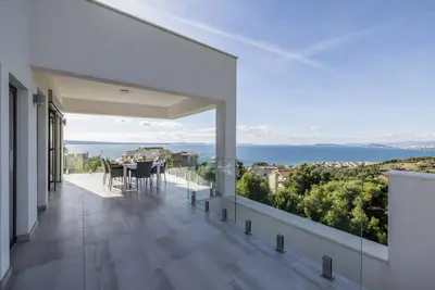 Image de Berfami 5-star villa with panoramic seaview & modern luxury in Podstrana, Split