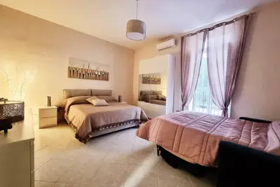 Image de Nice and complete apartment, up to 4 people, central and quiet.