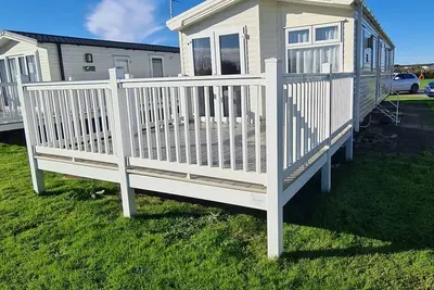 Image de Maise's: A cosy 3-bedroom with all essentials, in Parkdean Resorts Camber Sands