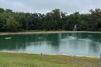 Image de Cozy 1-bedroom apartment located right outside of Quincy, Il.