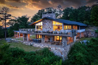 Image de Bluff Mountain Lodge Family Retreat Venue Sleep 34