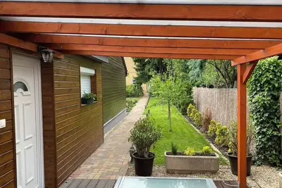 Image de Maison 55m2 avec terrasse proche du coeur de Budapest, idéal pour se détendre