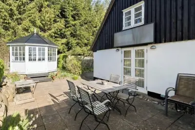 Image de Charming cottage from 1877 - a cozy oasis!