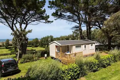 Image de Mobil Home Standard 32m² (3 chambres) + terrasse intégrée + Tv 6 personnes