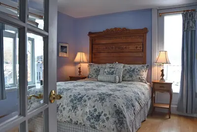 Image de Magnifique maison champêtre à 2 minutes du centre-ville de Baie-Saint-Paul!