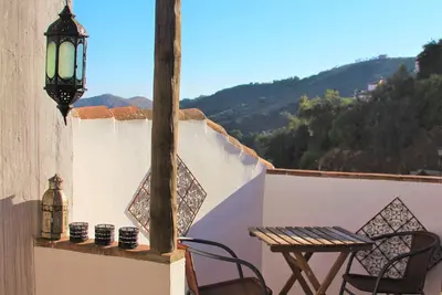 Image de Cosy Town House in quiet white village