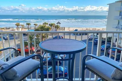Image de New Amazing Ocean Front King Bed Studio in Daytona!