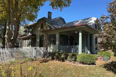 Image de The Trillium House at DePauw - 4/5 Br 3. 5 Ba