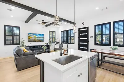 Image de New! Houston getaway! Near Stadiums & Downtown