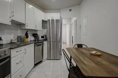 Image de The Ndg Nest|A Relaxing 3br Getaway in Dt Mtl