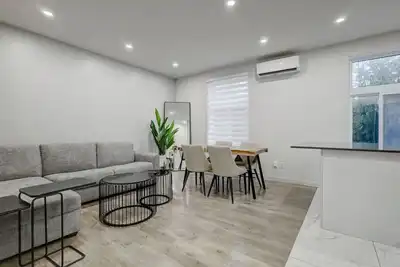 Image de Ndg Loft |A Contemporary Urban Retreat