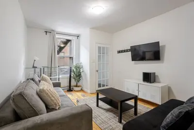 Image de Spectacular 2b unit in Montreal