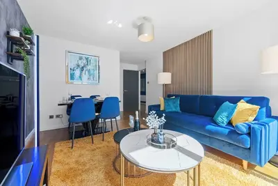 Image de 2 Bedroom Greek Street Apartment - Sleeps up to 6