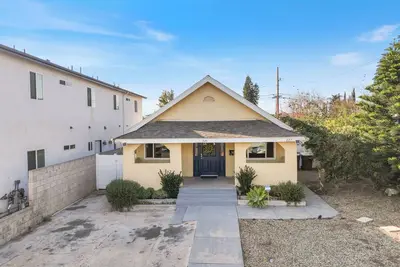 Image de Newly Remodeled Chic 2br Home -Wifi, Smart Tv, Kitchen & Parking near Disneyland