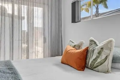 Image de Central, Modern, Clean & Amazingly awesome