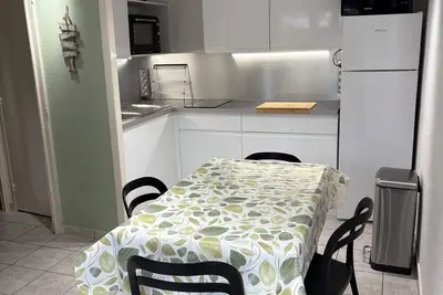 Image de Maison Individuelle - Acces Direct Plage