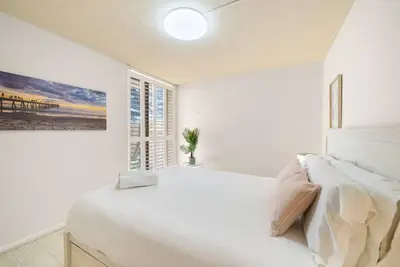 Image de Esplanade Retreat on Melrose