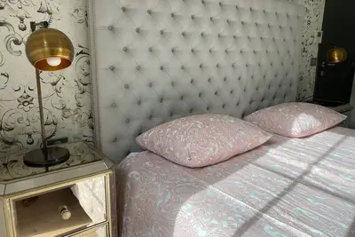 Image de Beautiful villa with heated pool and view over Cannes, sea and hills.