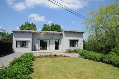 Image de Maison de vacances avec jardin situé à Noiseux