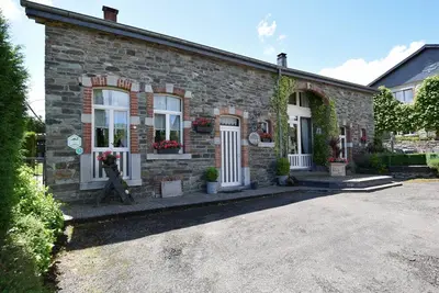 Image de Villa avec maison d'hôtes et sauna