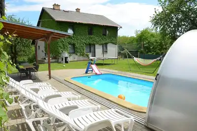 Image de Villa à Zelenecká Lhota avec Piscine Privée