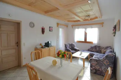 Image de Appartement spacieux à Stocking avec forêt