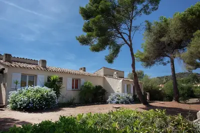 Image de Maison de vacances confortable avec terrasse
