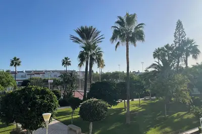 Image de Charming 3-bedroom townhome with Ac, WiFi in lovely Retamar