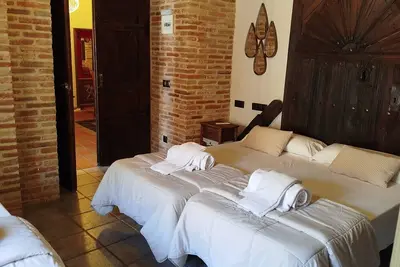 Image de 5 minutes from Salamanca and Vía de la Plata, large groups Villas de Miranda