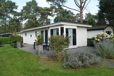 Image de Chalet moderne dans l'Achterhoek verdoyant