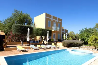 Image de Élégante demeure de Loulé avec piscine