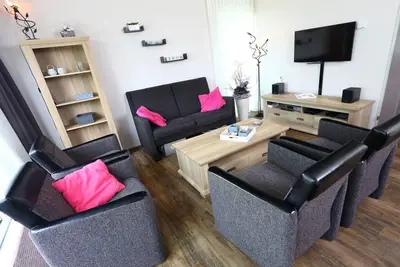 Image de Maison soignée, lave-vaisselle, près de l'Emslandermeermeer