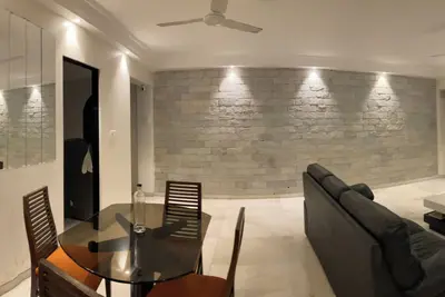 Memorable stay in prime location Near juhu beach, step out to explore  luxry.