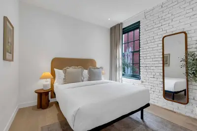 Image de Mercer- 2Beds Queen Ensuite- Free Parking