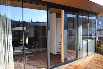 Bel appartement avec balcon et accès au sauna