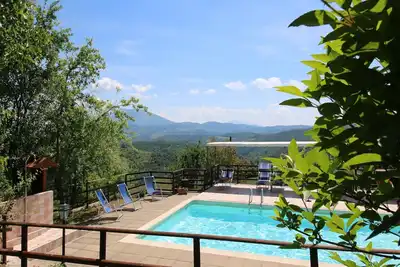 Image de Ferme à Apecchio avec piscine et spa