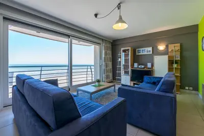 Image de Appartement sur la Zeedijk avec vue sur mer