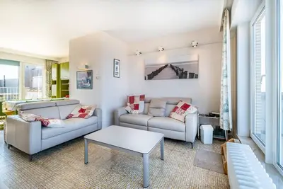 Image de Penthouse en Bord de Mer avec Vue Magnifique