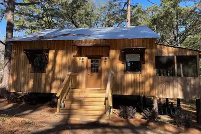 Image de The Longleaf Cabin is our largest cabin ideal for 2 families and kids