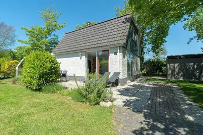 Maison St. Maartenszee proche Plage