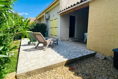 Image de Villa de vacances à 2 pas des plages avec terrasse et parking - V0736