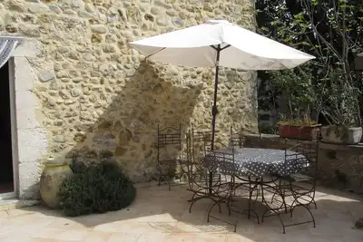 Image de Gîte \"Philippe\", gîte en pierres, centre Vallon Pont d'Arc