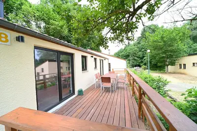 Image de Bungalow confortable près du lac Rabais